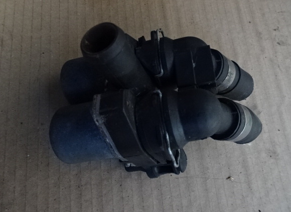 фото №1, Помпа wody клапан chrysler crossfire 3,2