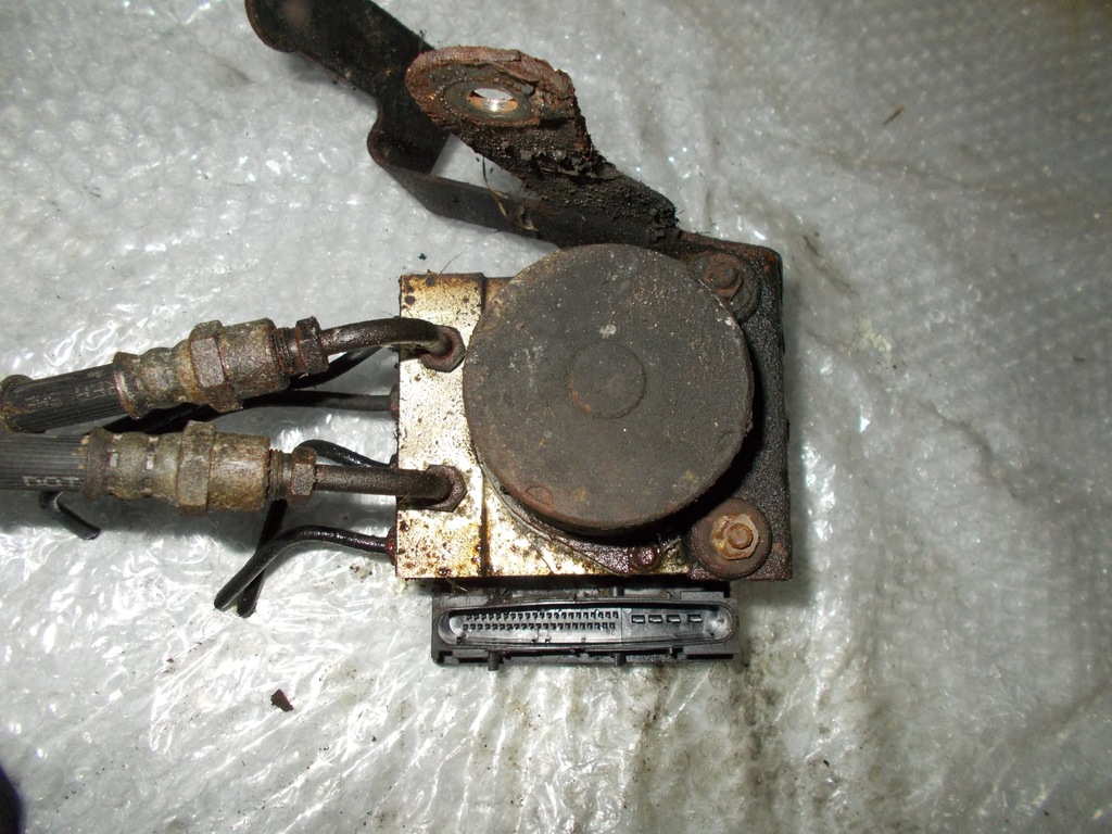 фото №1, Насос abs kia ceed i