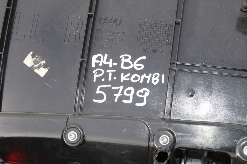 фото №9, Обшивка дверь правый задняя a4 b6 s-line speed kombi