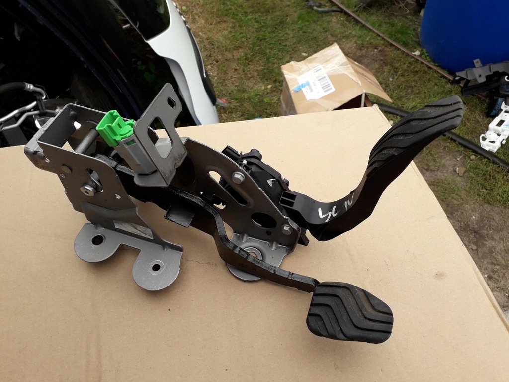 фото №1, Педалі renault scenic iv 16-