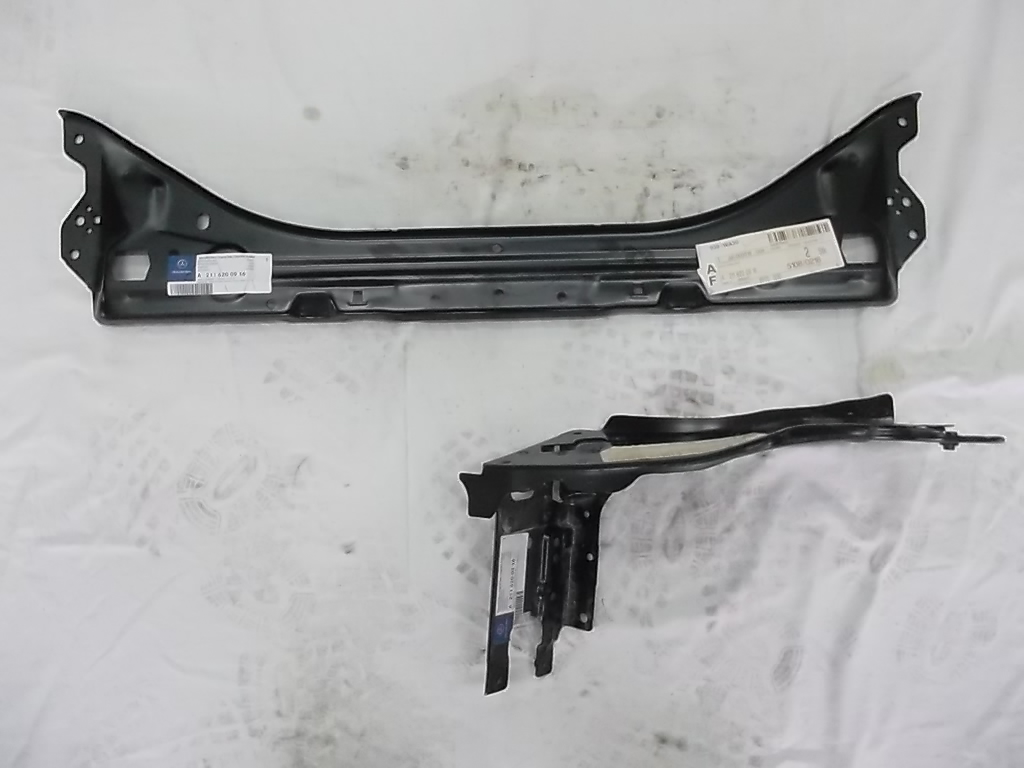 фото №1, Mercedes e klasa 211 w211 a2116200316 pas панель фары