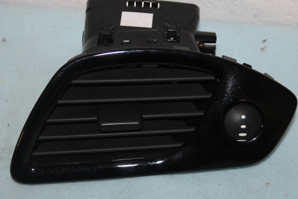 фото №1, Впуск впуск решётка обдув консоли воздуха диффузор решётка renault scenic