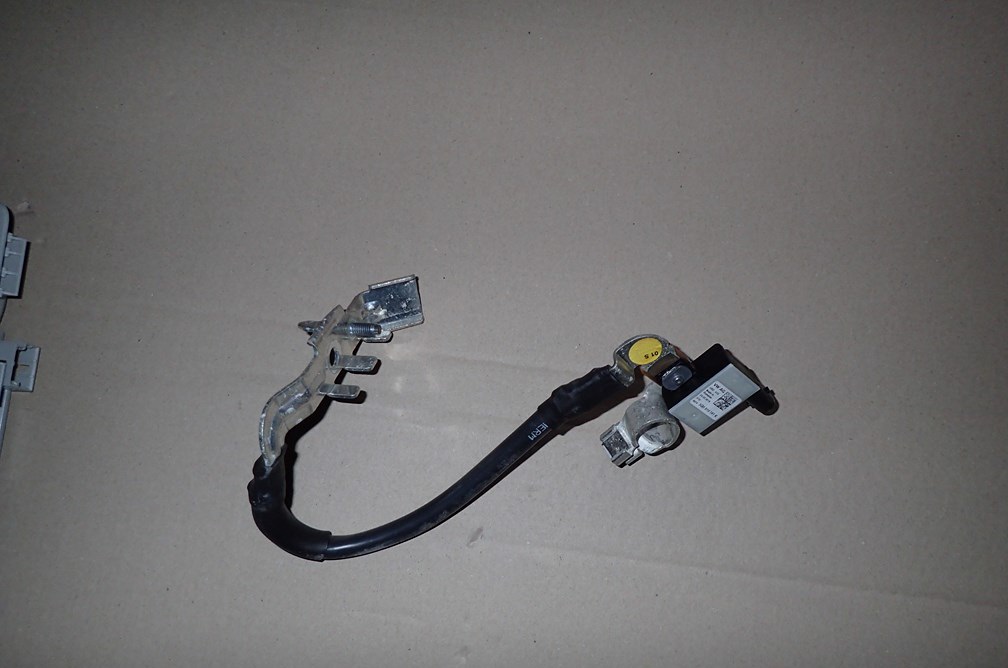 фото №1, Dw supreb 3 клема 5q0915181k