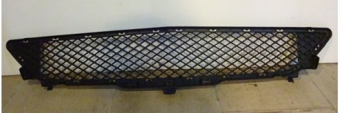 Купити Решітка середня бампера mercedes b-klasa