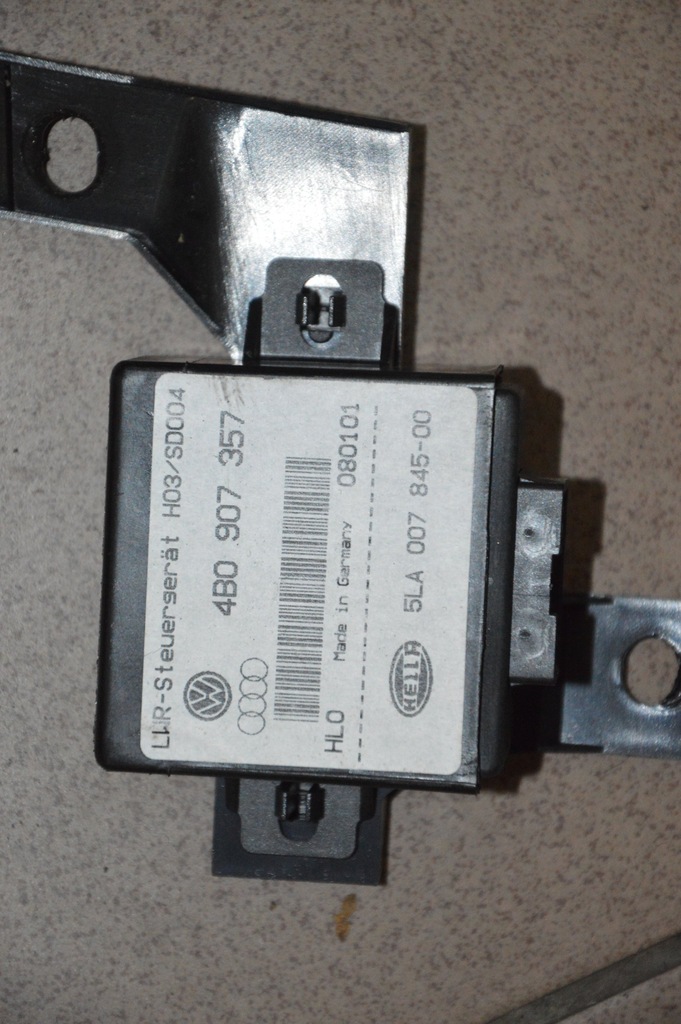 фото №1, Модуль света audi tt 8n 4b0907357