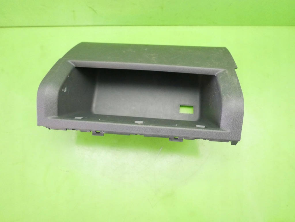 фото №9, Бардачок перед правий пасажира vw caddy iii 2k 03-10