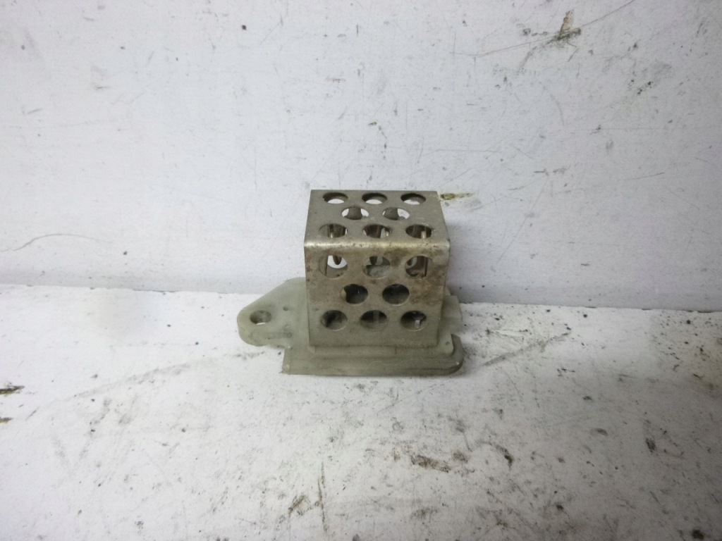 фото №1, Резистор вентилятор citroen c5 2001r.