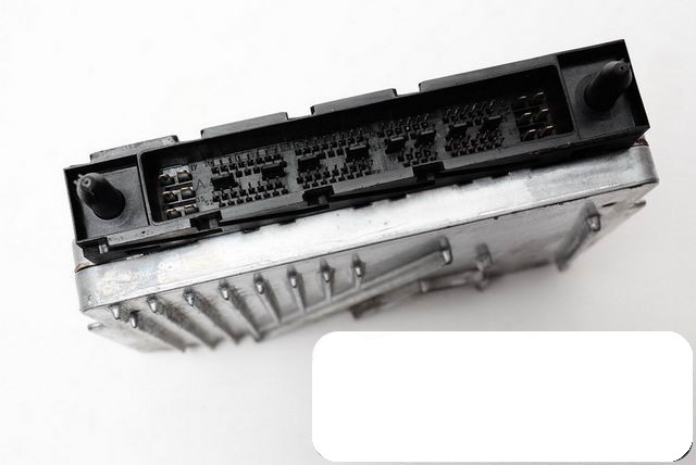 фото №5, Бортовой компьютер volvo s80 h2.2 mb079700-8781