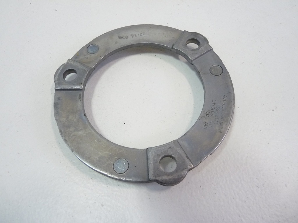 фото №1, Mbm vw touareg кронштейн 7p0412269