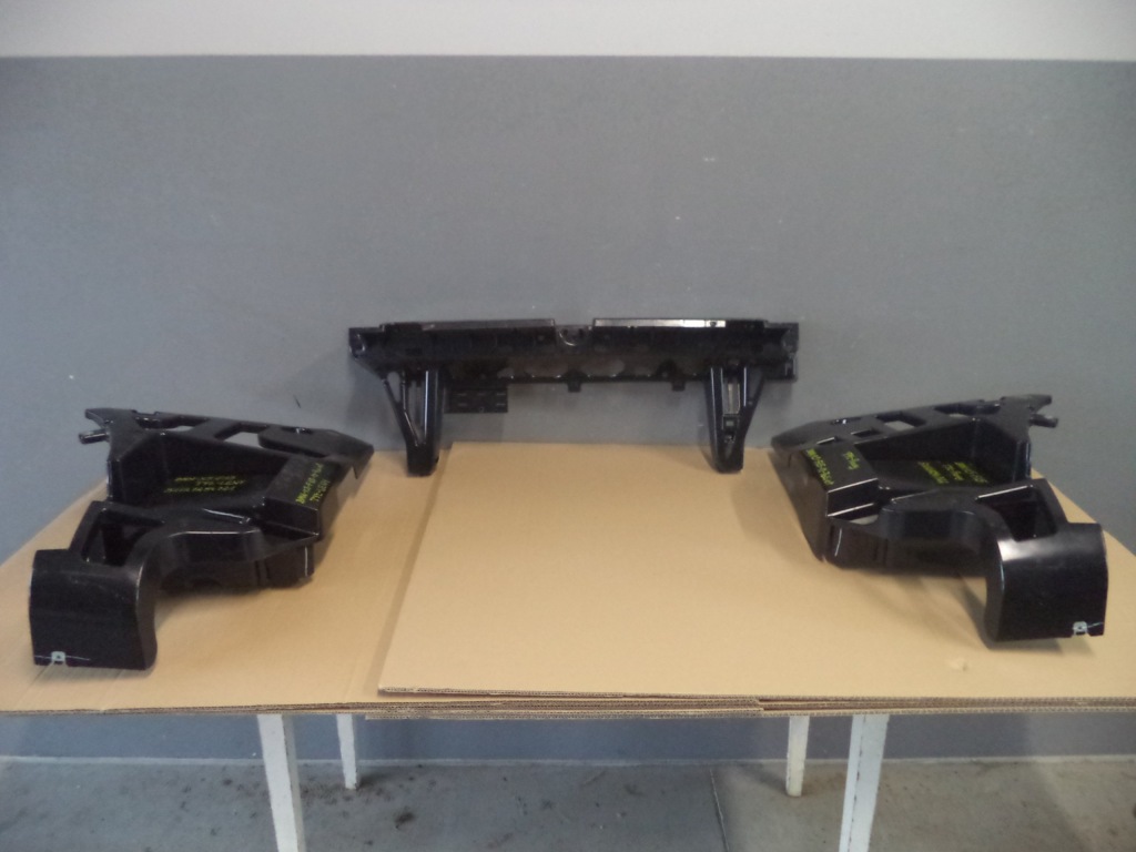 фото №1, Bmw x5 f15 направляющая бампера задняя комплект