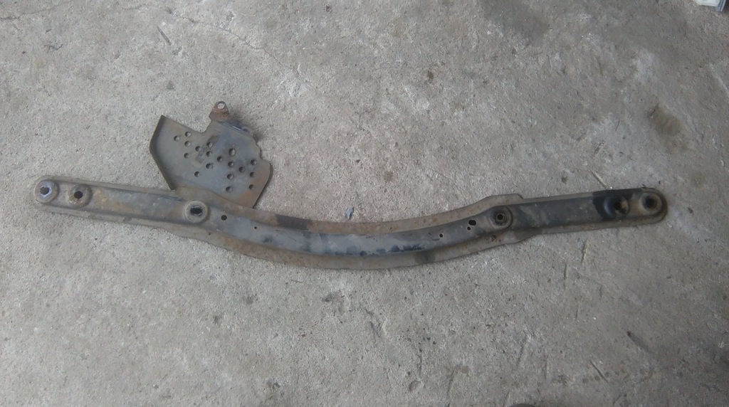 фото №1, Mazda 5 05-10 кронштейн кронштейн