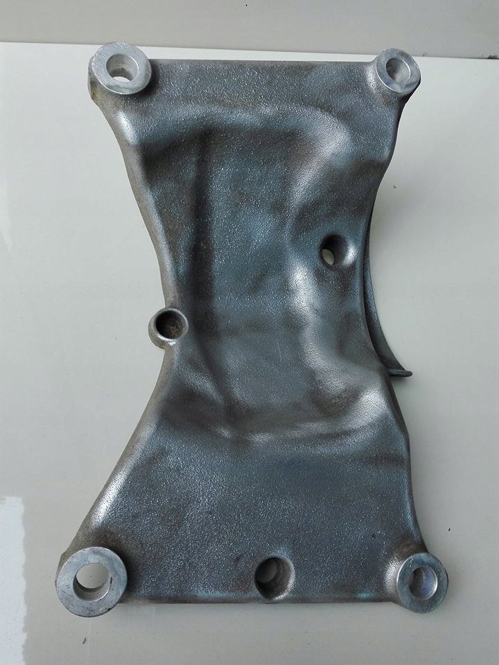 фото №1, Audi a8 d3 кронштейн опора коробки 4e0803803d