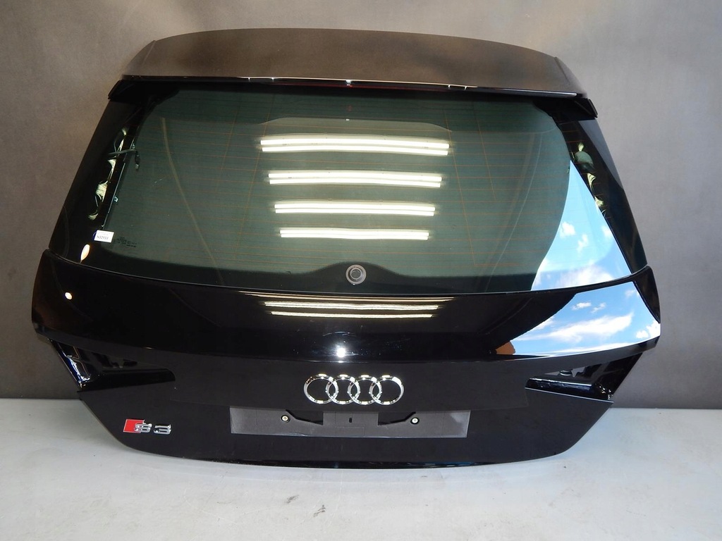 фото №1, Audi s3 8v кришка багажника задня ly9b скло