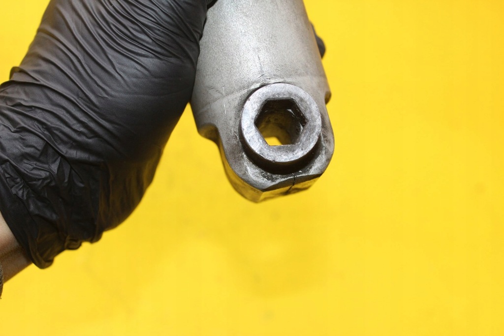 фото №6, Отбойник зона деформации 4.2b a8 d2 fl 4d0807357