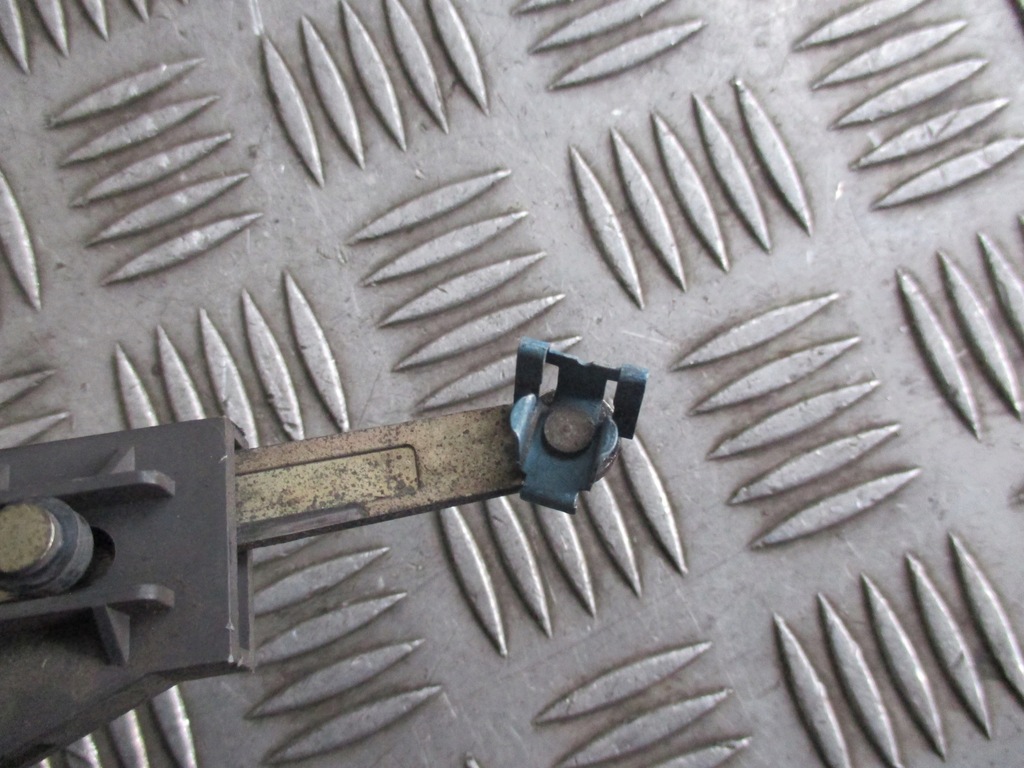 фото №4, Ручка лівий перед renault magnum 01-04r