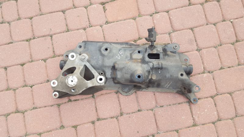 фото №1, Подрамник подрамник кронштейн honda civic ufo type-r