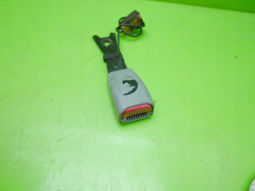 фото №5, Замок поперечина перед правое kia sedona i 2.9 crdi