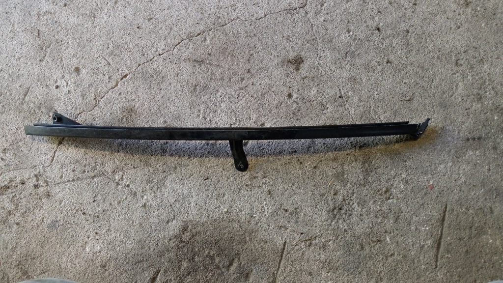 фото №1, Mitsubishi lancer 07-14 напрямна скло ліва