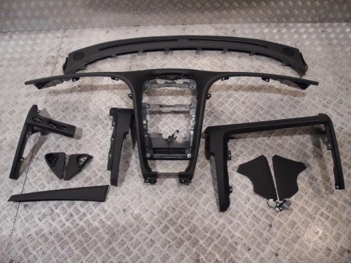 фото №1, Idealne kpl.listwy консоли bentley gt gtc lift 1