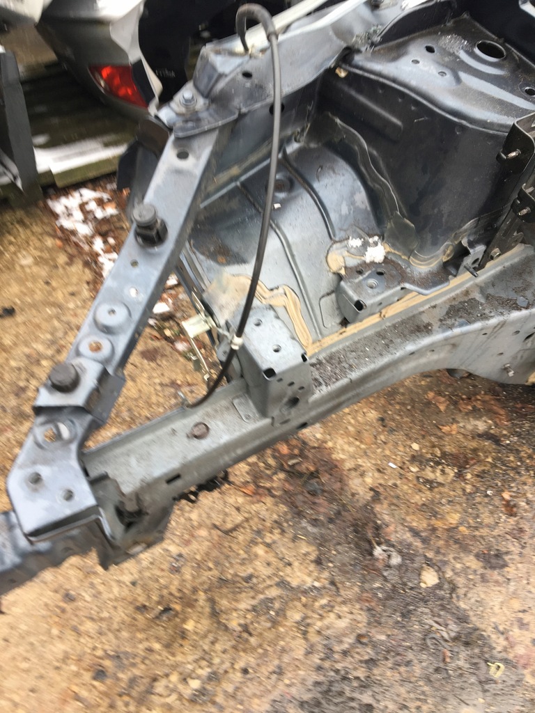 фото №1, Лонжерон права kadjar