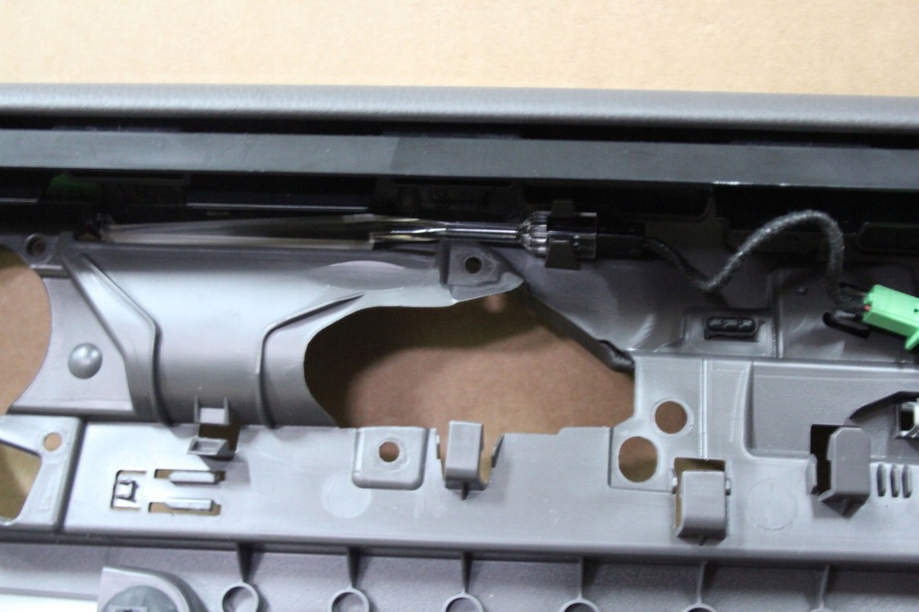 фото №5, Оббивка двері задня ліва vw arteon nowa шкіра beż