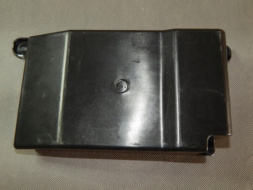 фото №1, Audi q5 sq5 ii защита усилителя 80a863051