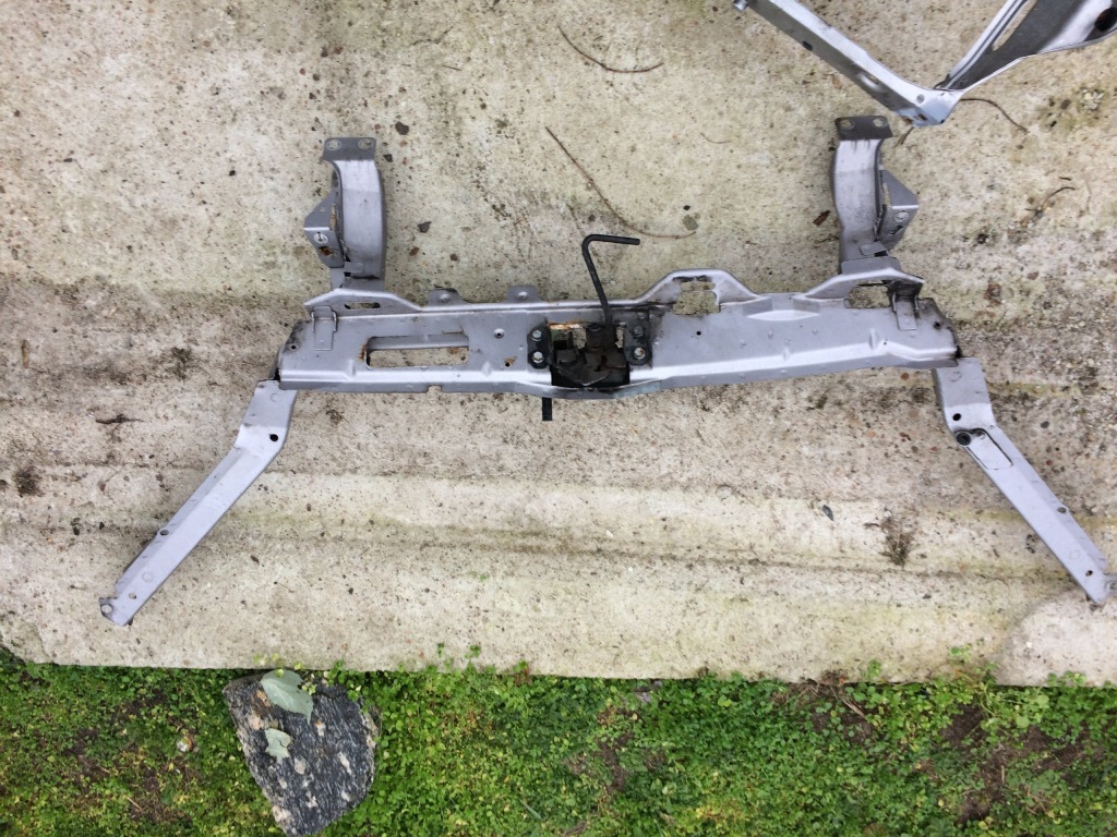 фото №1, Pas передний mercedes a w168