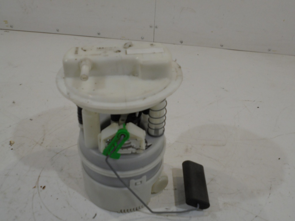 фото №3, Насос топлива dacia sandero