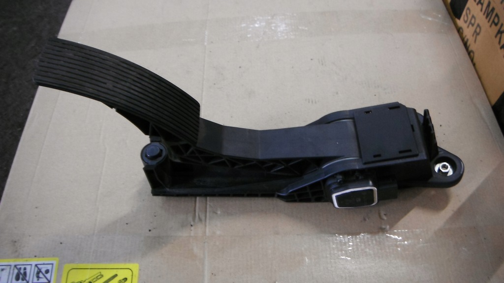 фото №4, Mercedes r w251 ml w164 gl x164 потенциометр газа